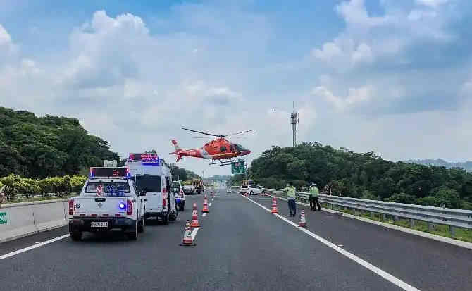 富平高速公路汽车救援案例